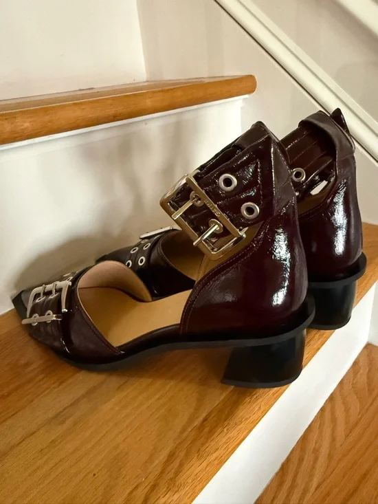 Ganni Chunky Buckle Open-Cut Pumps Burgundy Faux Leather  40  (US 9–9.5) - Picture 6 of 11